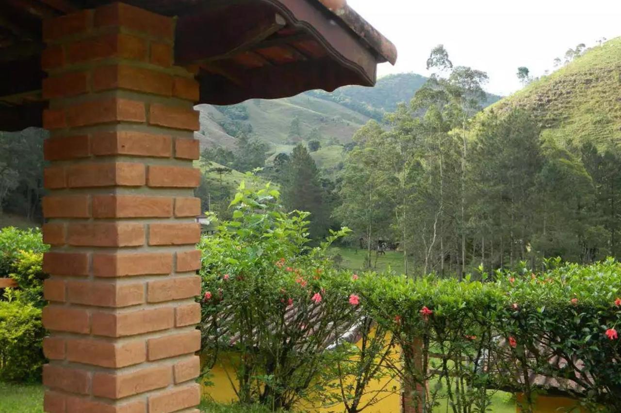 Pousada Vale das Flores São Francisco Xavier Exterior foto
